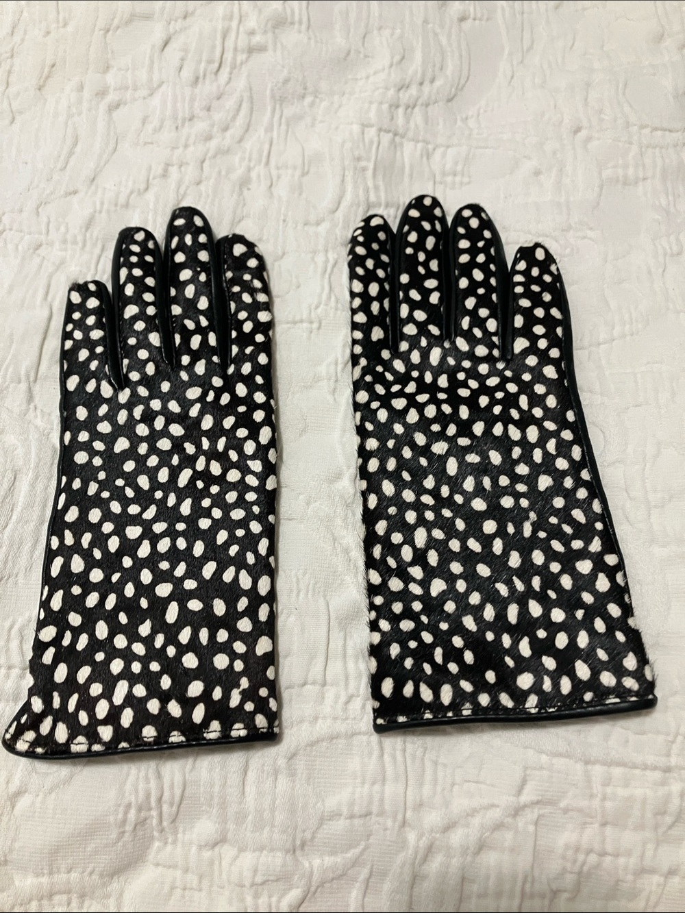 Kate Spade , women’s XS / 6.5 sheepskin leather with calf fur gloves